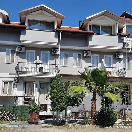 Tango Pension Koycegiz Екстер'єр фото